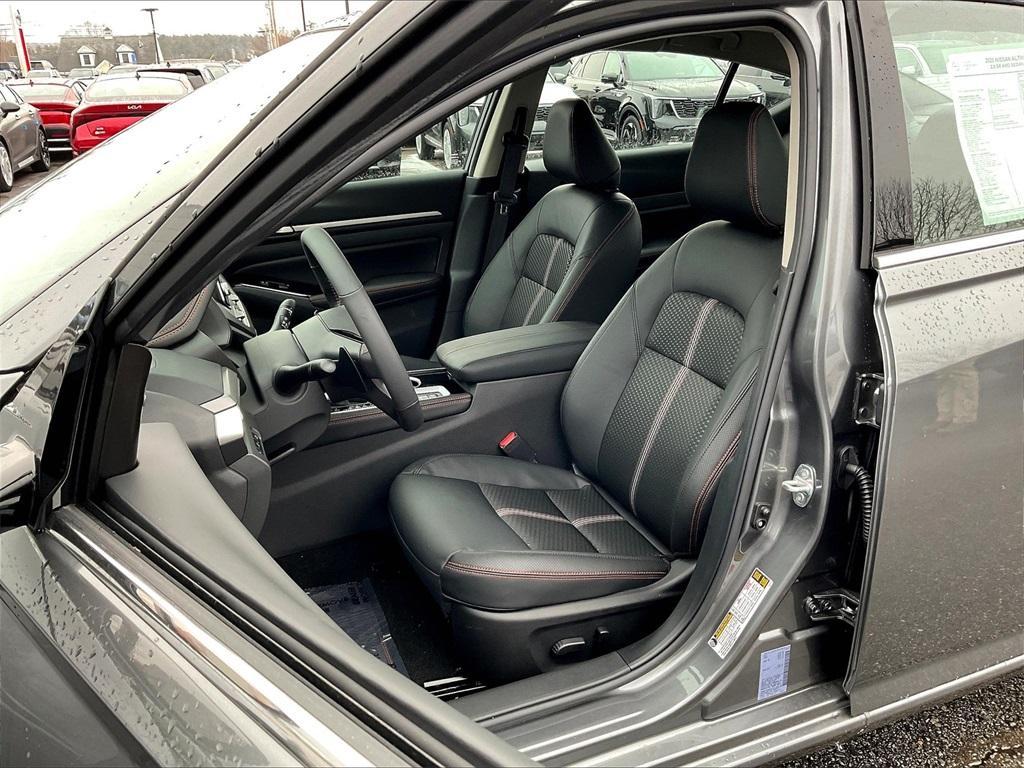 new 2025 Nissan Altima car, priced at $30,220