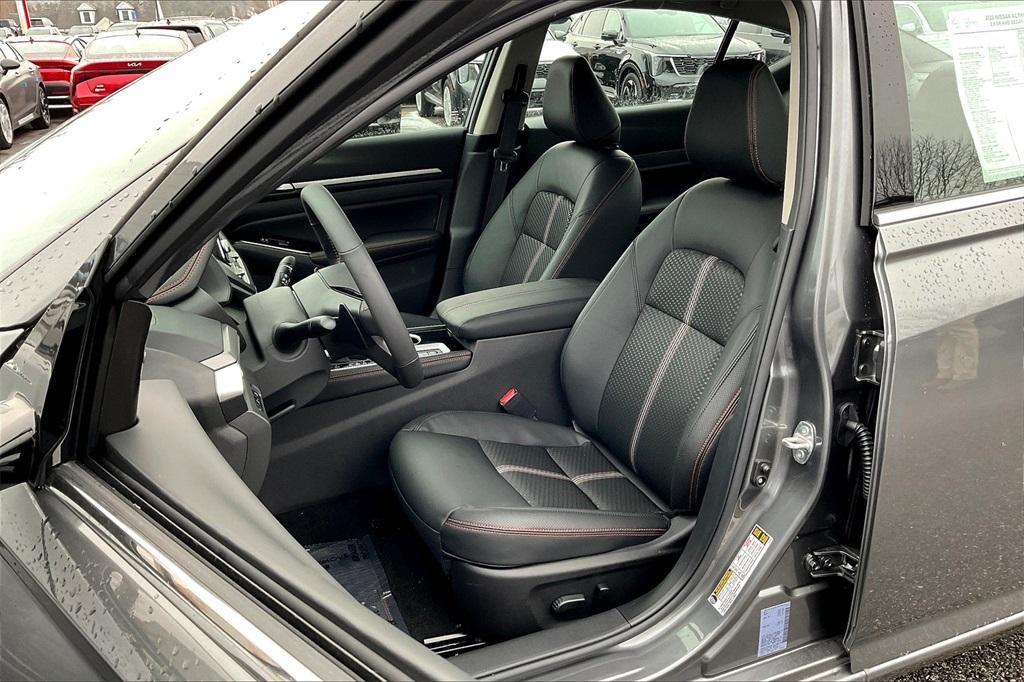 new 2025 Nissan Altima car, priced at $30,406