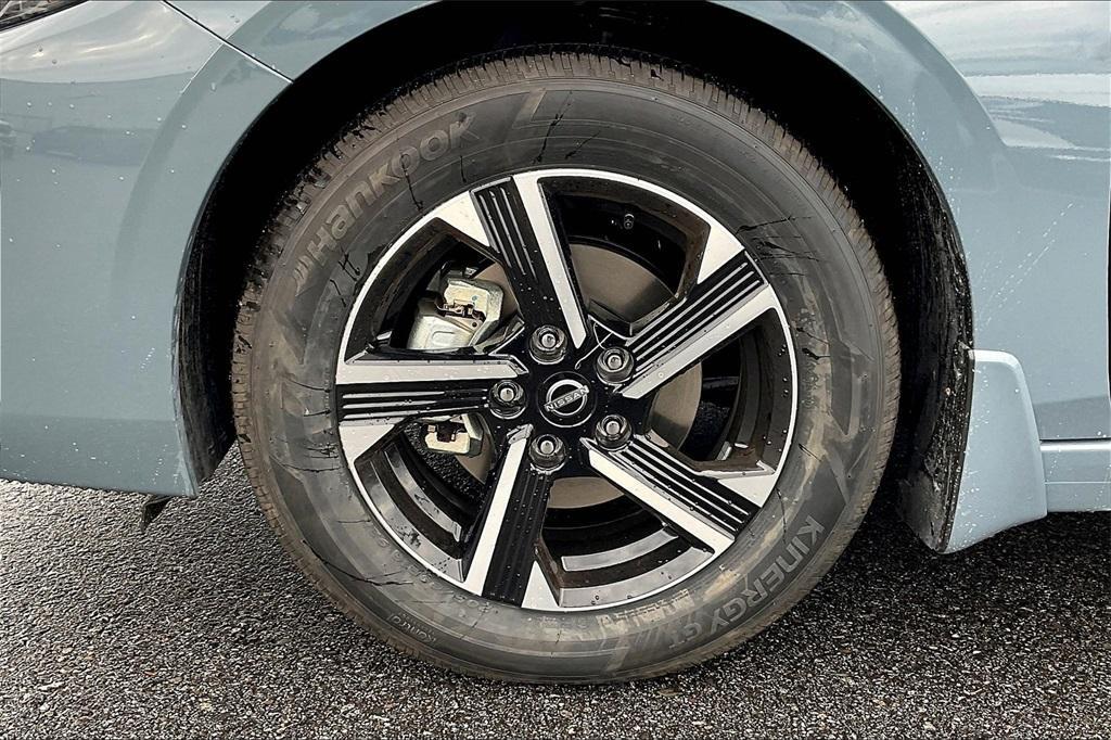new 2025 Nissan Sentra car, priced at $23,989