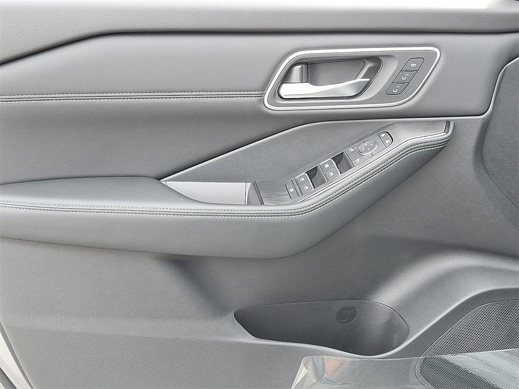 new 2026 Nissan Rogue car, priced at $37,538