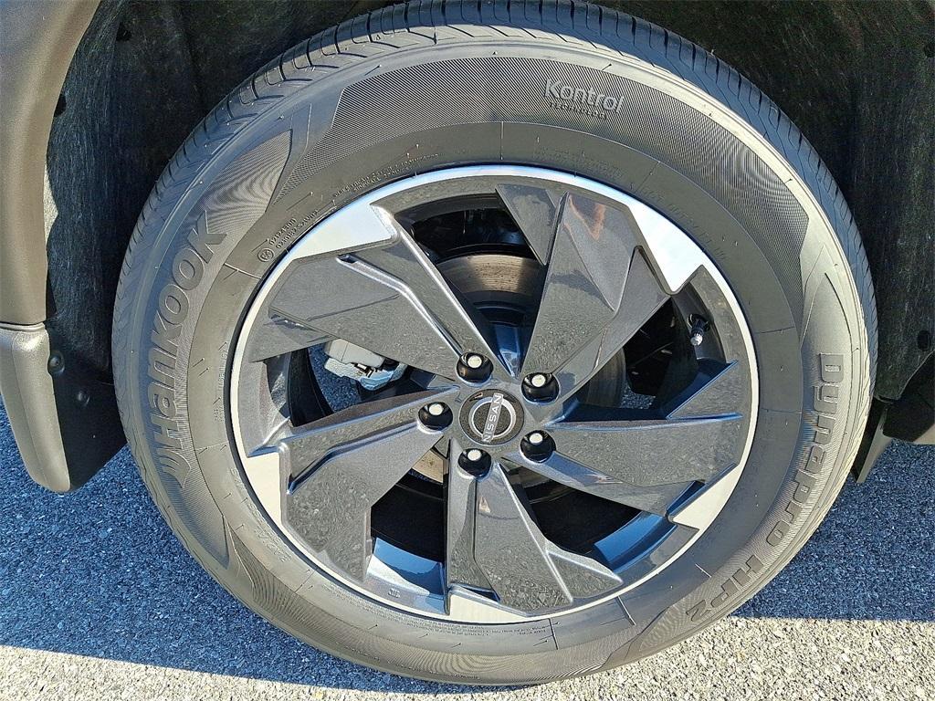 new 2026 Nissan Rogue car, priced at $30,428