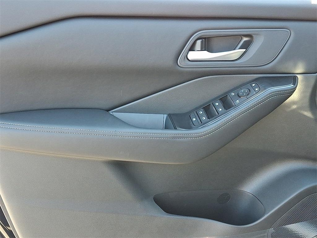 new 2026 Nissan Rogue car, priced at $30,428