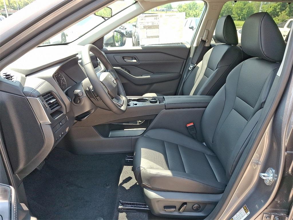 new 2025 Nissan Rogue car, priced at $33,445