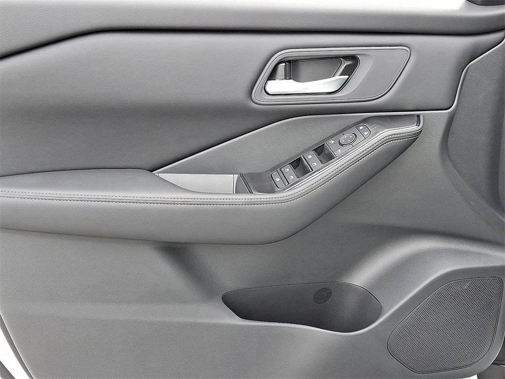 new 2026 Nissan Rogue car, priced at $31,971