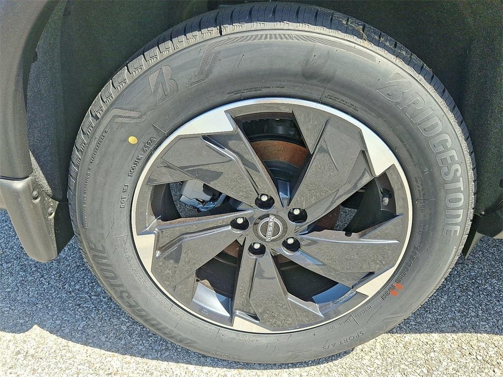 new 2025 Nissan Rogue car