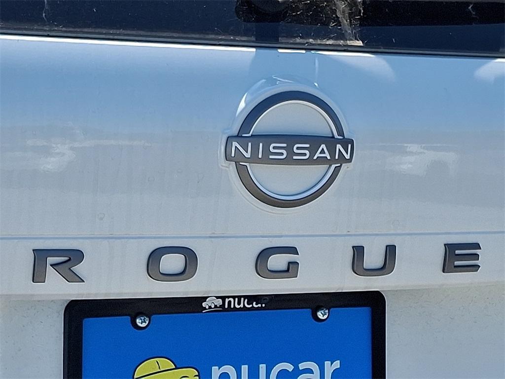 new 2025 Nissan Rogue car