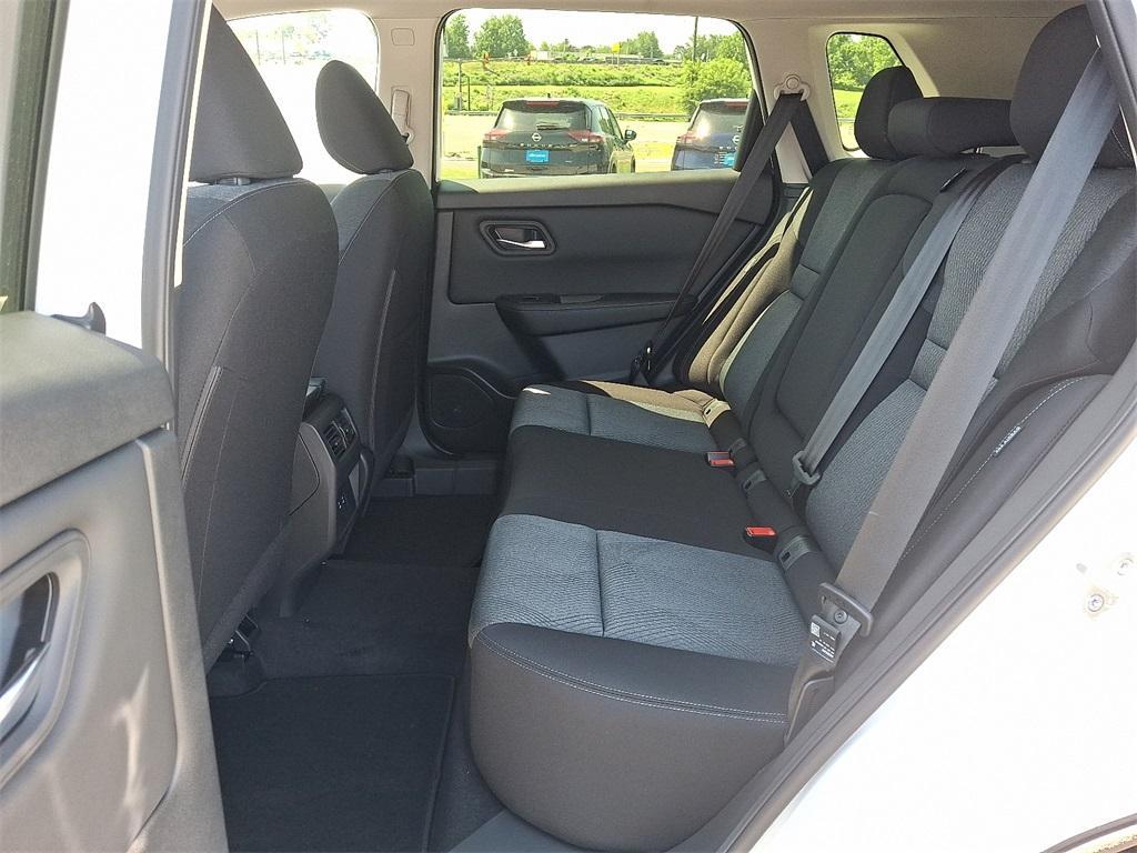 new 2025 Nissan Rogue car