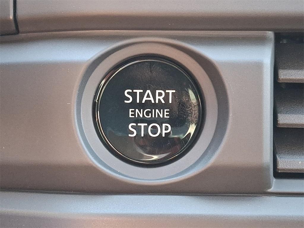 new 2025 Nissan Pathfinder car, priced at $32,417