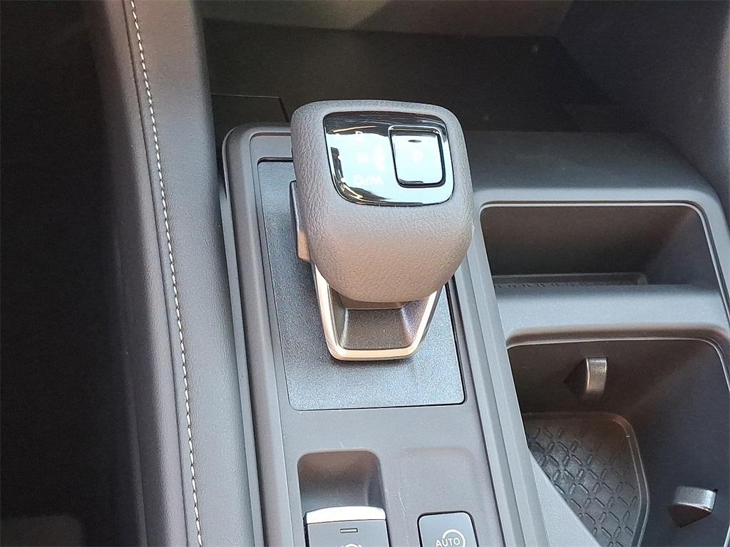 new 2025 Nissan Pathfinder car, priced at $32,417