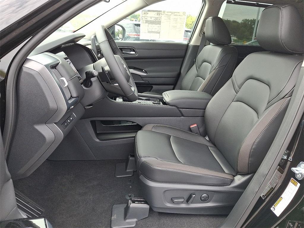 new 2025 Nissan Pathfinder car, priced at $38,482