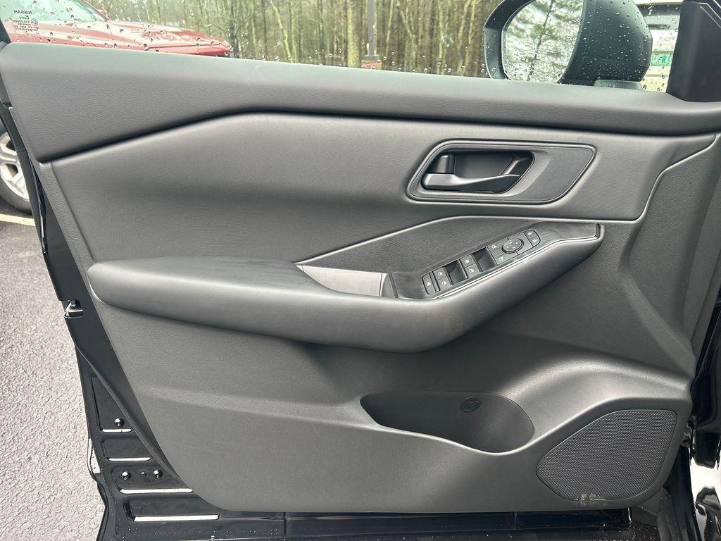 new 2025 Nissan Rogue car, priced at $30,613
