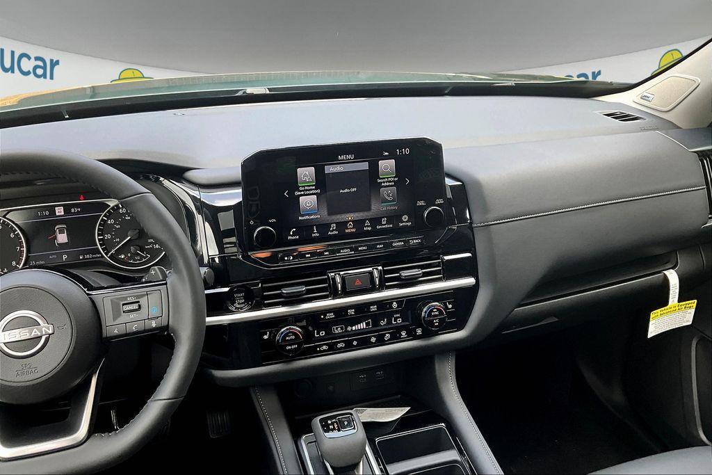 new 2025 Nissan Pathfinder car, priced at $47,952