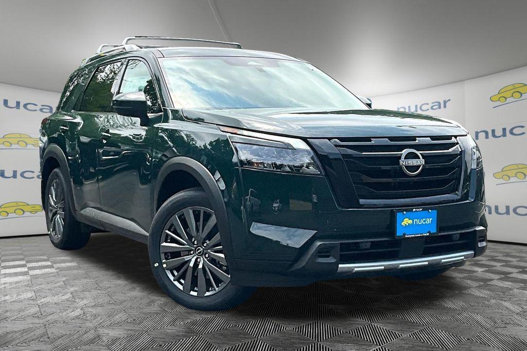new 2025 Nissan Pathfinder car, priced at $47,952
