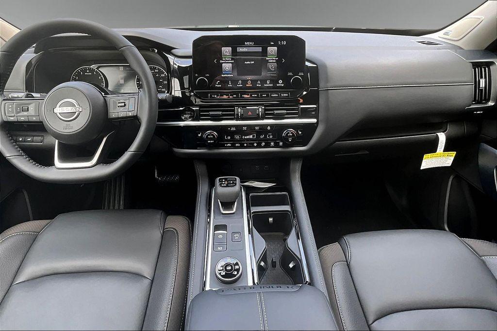 new 2025 Nissan Pathfinder car, priced at $47,952