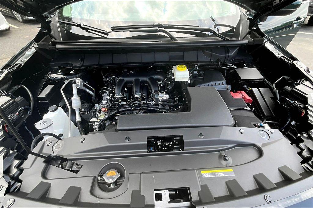 new 2025 Nissan Pathfinder car, priced at $47,952