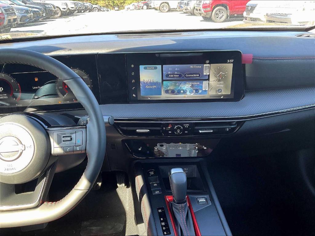 new 2025 Nissan Kicks car, priced at $31,660