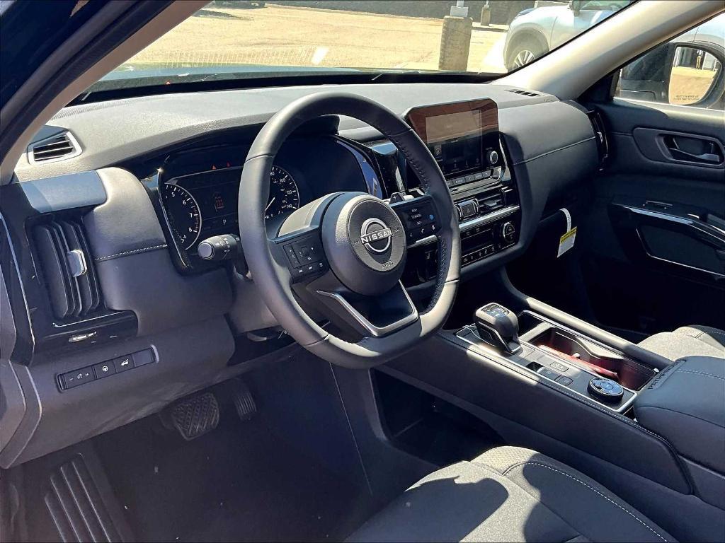 new 2025 Nissan Pathfinder car, priced at $44,535