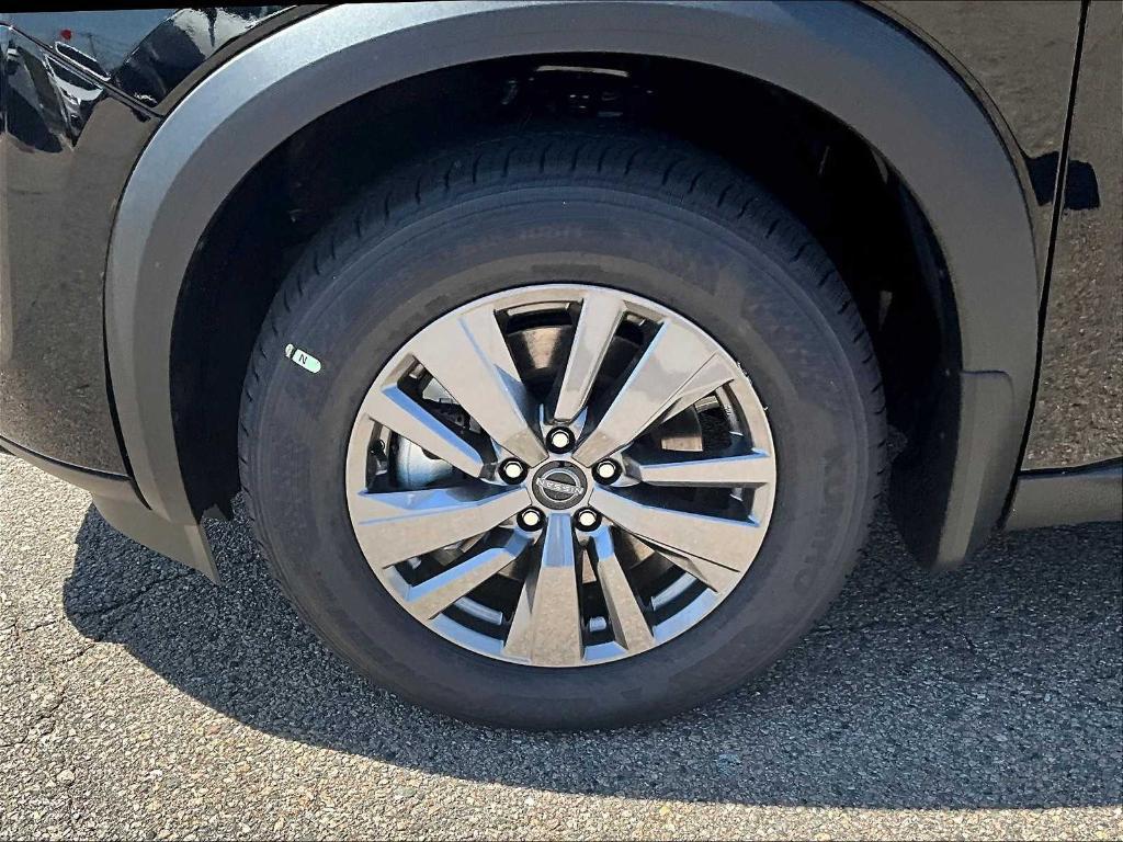 new 2025 Nissan Pathfinder car, priced at $44,535