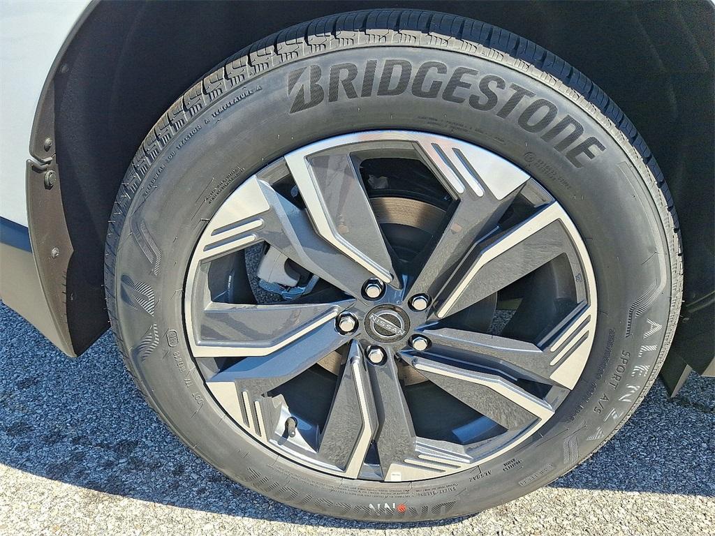 new 2025 Nissan Murano car, priced at $43,074