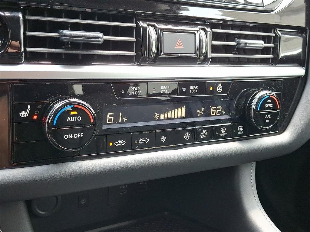 new 2025 Nissan Pathfinder car, priced at $42,607