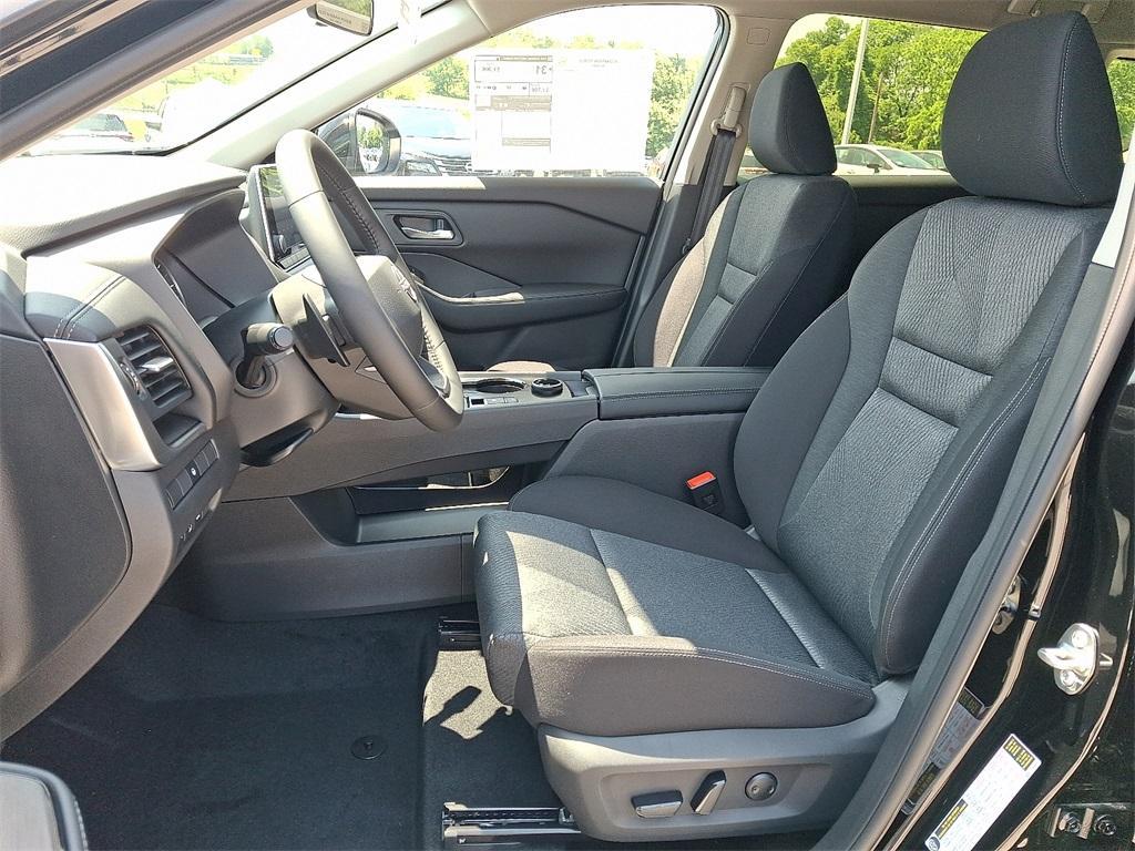 new 2025 Nissan Rogue car, priced at $31,653