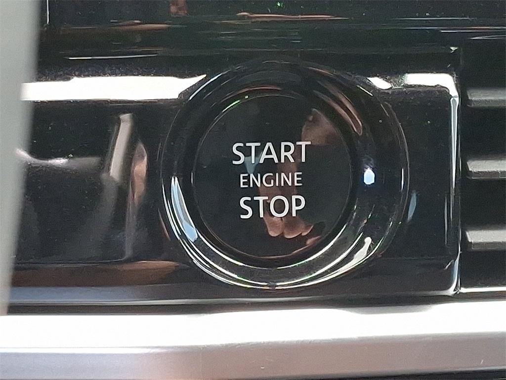 new 2025 Nissan Pathfinder car, priced at $35,373