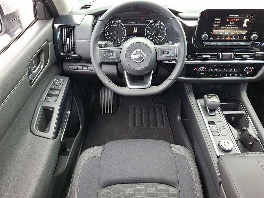 new 2025 Nissan Pathfinder car, priced at $35,373