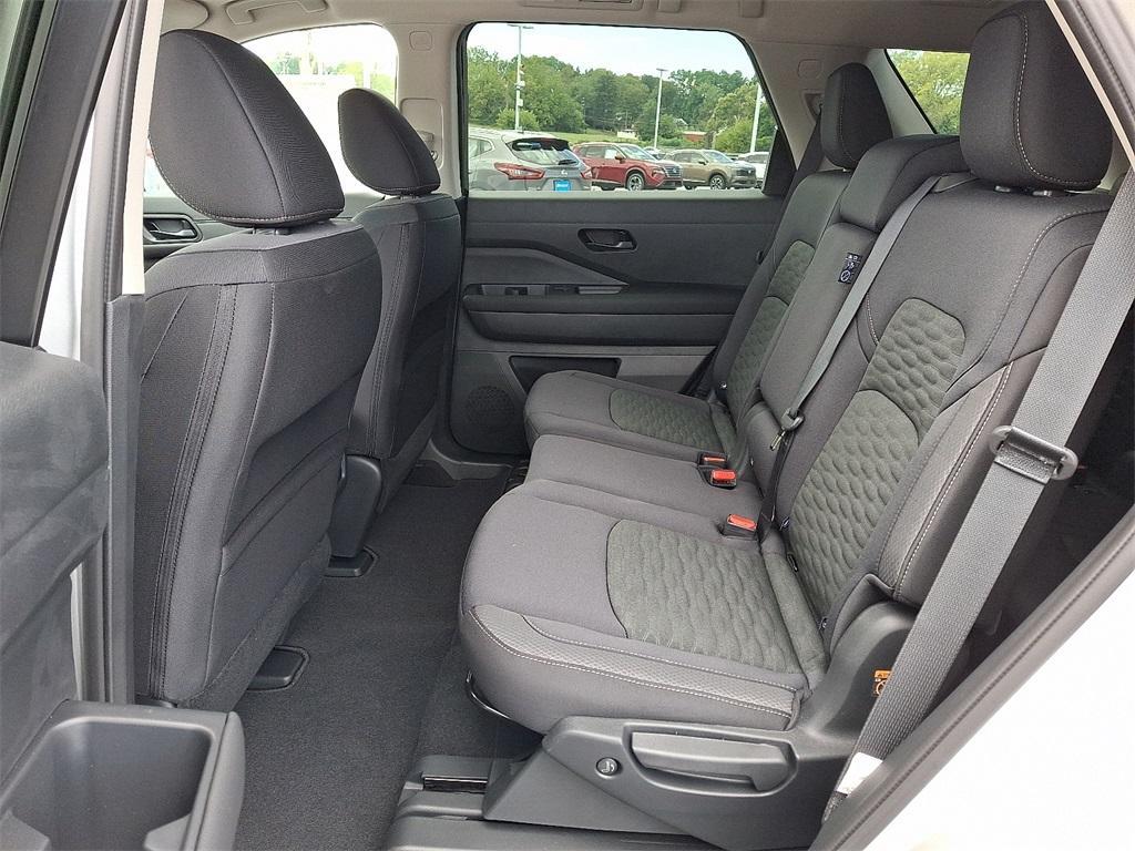 new 2025 Nissan Pathfinder car, priced at $35,373