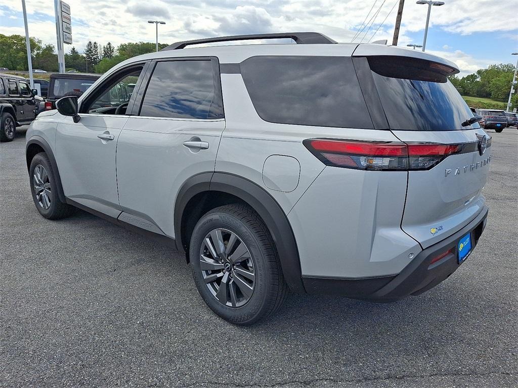 new 2025 Nissan Pathfinder car, priced at $35,373