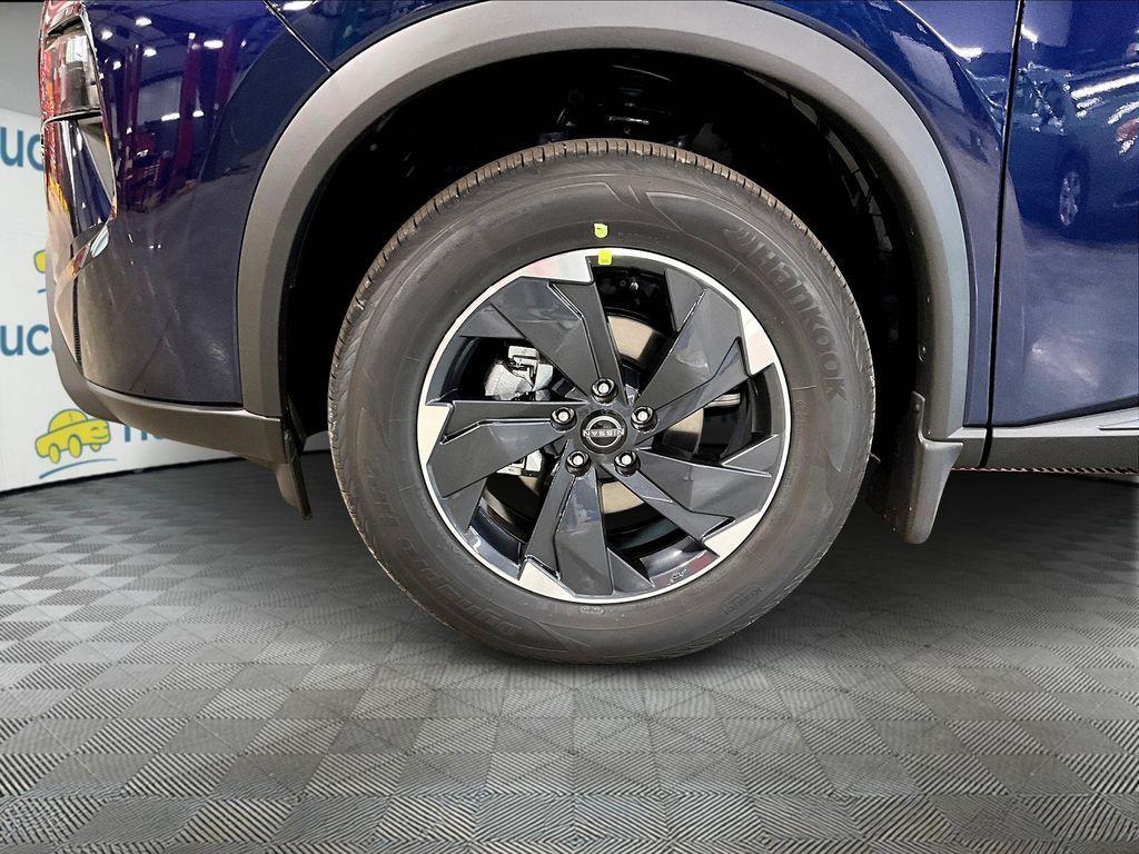 new 2026 Nissan Rogue car, priced at $30,656