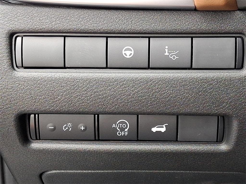 new 2025 Nissan Rogue car, priced at $42,125