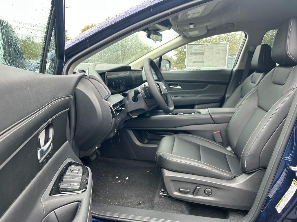 new 2025 Nissan Murano car, priced at $41,880