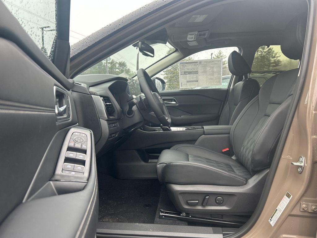 new 2025 Nissan Rogue car, priced at $38,475