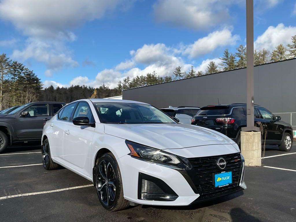 new 2025 Nissan Altima car, priced at $32,169