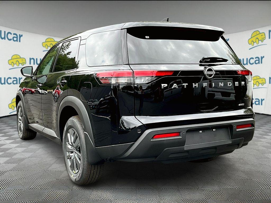 new 2025 Nissan Pathfinder car, priced at $33,018