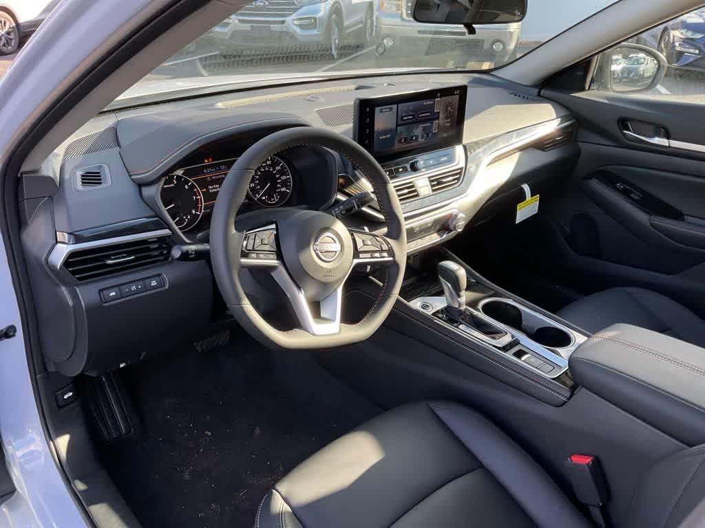 new 2025 Nissan Altima car, priced at $33,062