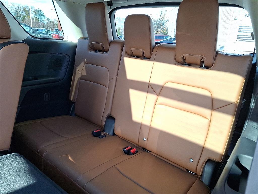 new 2025 Nissan Pathfinder car, priced at $46,791