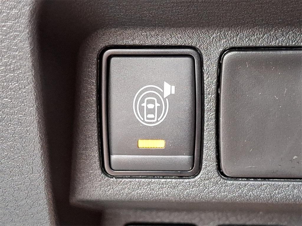 new 2026 Nissan Frontier car, priced at $40,762