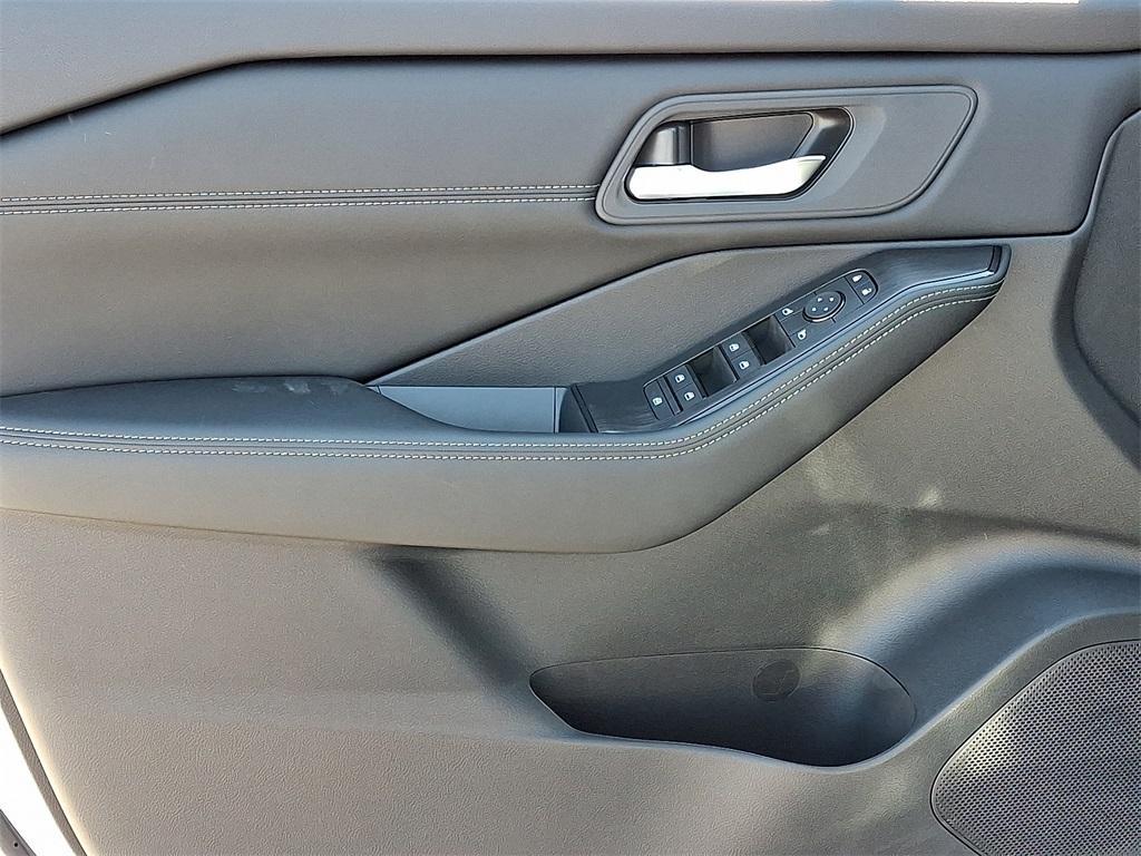 new 2026 Nissan Rogue car, priced at $32,352