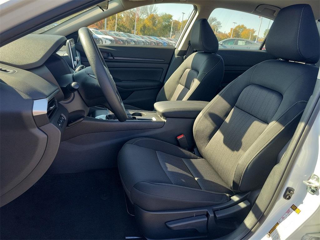 new 2025 Nissan Altima car, priced at $26,547