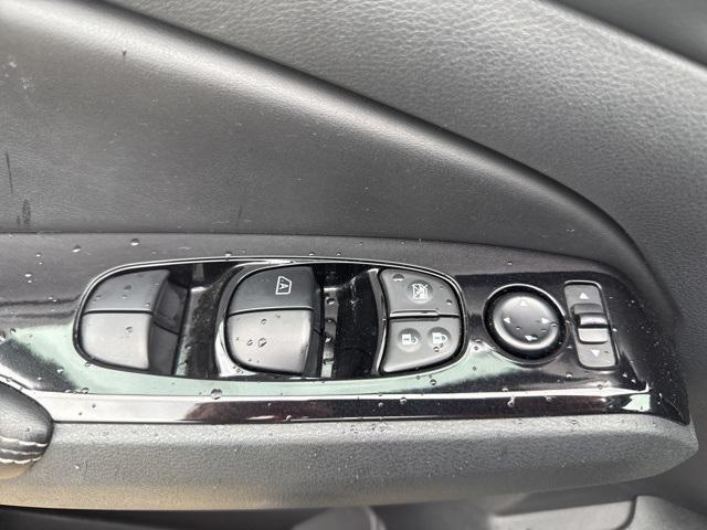 used 2023 Nissan Altima car, priced at $19,999