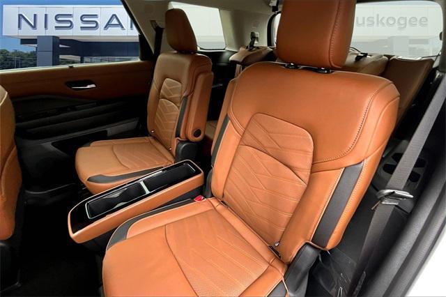 new 2025 Nissan Pathfinder car, priced at $49,045