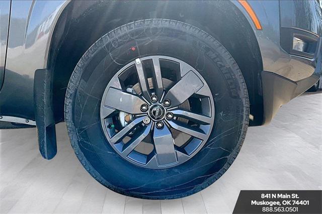 new 2025 Nissan Frontier car, priced at $31,977