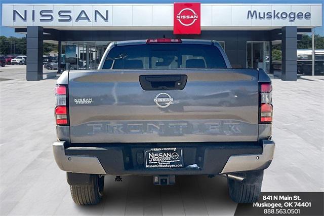 new 2025 Nissan Frontier car, priced at $31,977