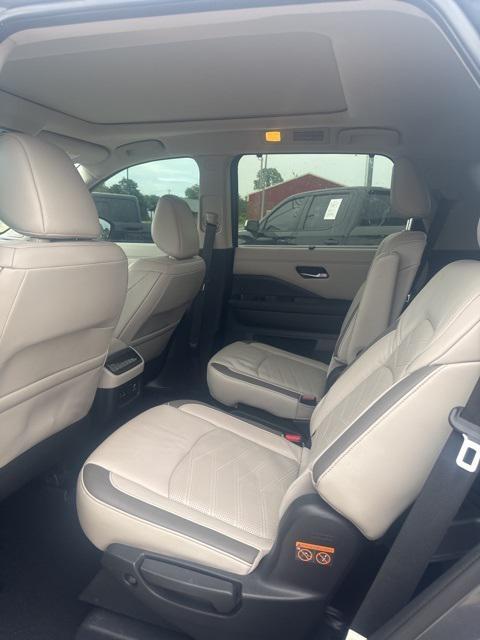 used 2022 Nissan Pathfinder car, priced at $36,295