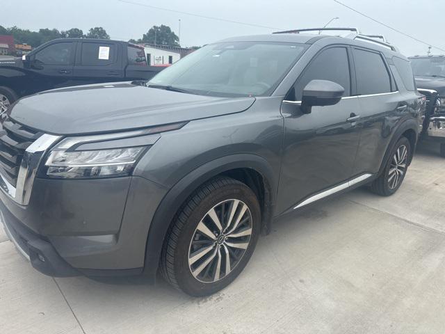 used 2022 Nissan Pathfinder car, priced at $36,295