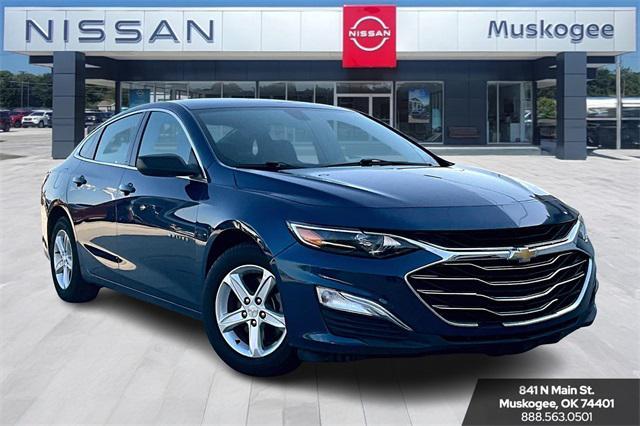 used 2019 Chevrolet Malibu car, priced at $16,991
