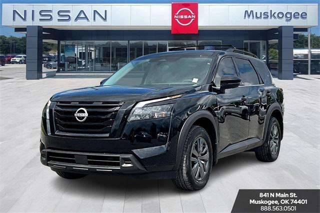 new 2025 Nissan Pathfinder car, priced at $37,196