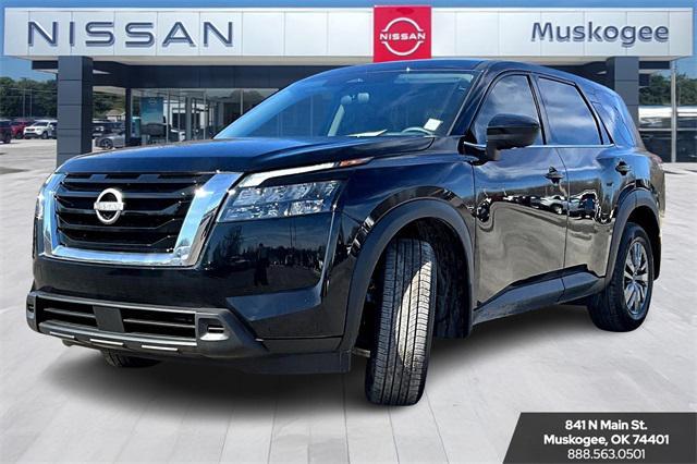 new 2025 Nissan Pathfinder car, priced at $35,527