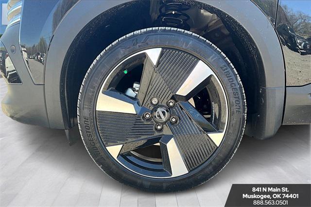 new 2025 Nissan Kicks car, priced at $28,234